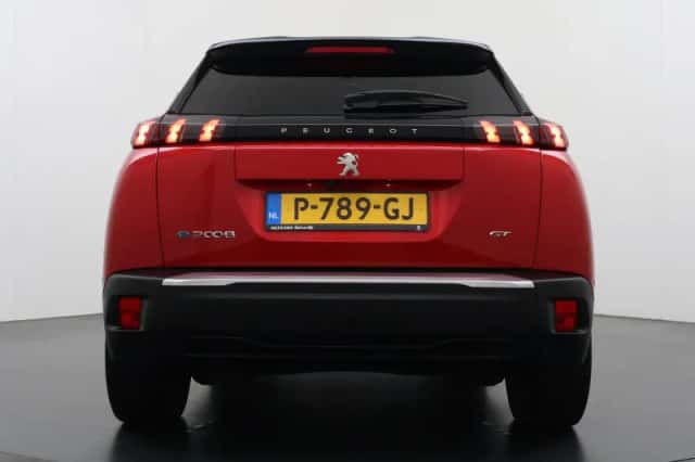 Peugeot e-2008 (2022) thumbnail 6