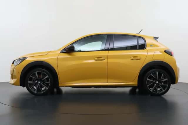 Peugeot e-208 (2023) thumbnail 5