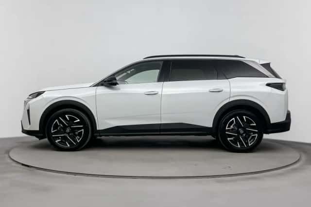 Peugeot 5008 (2025) thumbnail 2