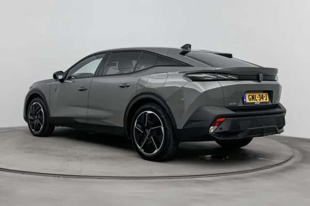Peugeot 408 (2024) thumbnail 3