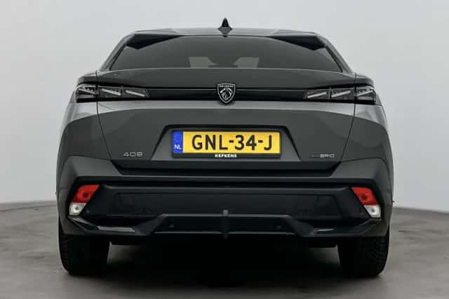 Peugeot 408 (2024) thumbnail 4