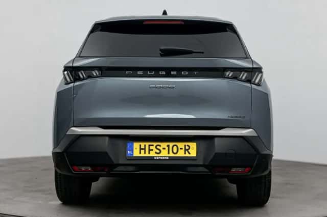 Peugeot 5008 (2025) thumbnail 4