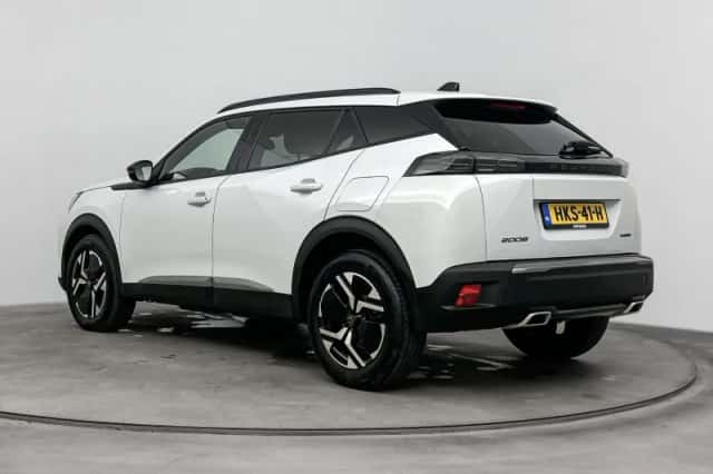 Peugeot 2008 (2025) thumbnail 3