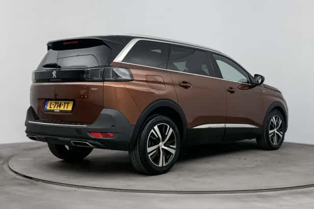 Peugeot 5008 (2021) thumbnail 5