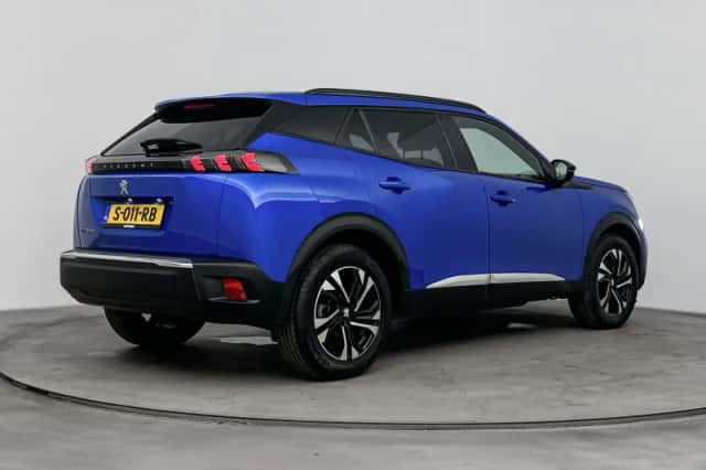 Peugeot e-2008 (2023) thumbnail 5
