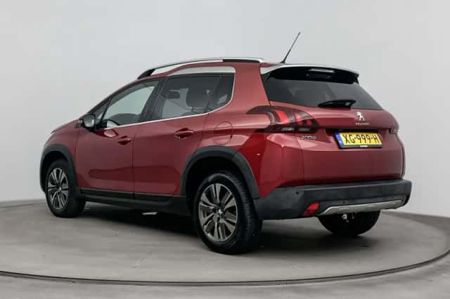 Peugeot 2008 (2019) thumbnail 3
