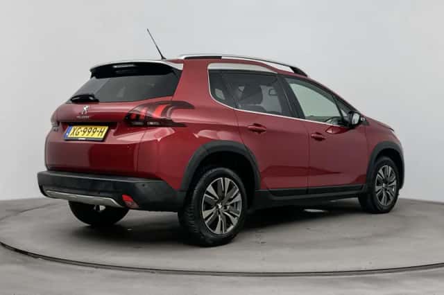 Peugeot 2008 (2019) thumbnail 5