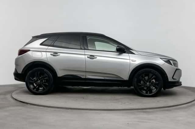 Opel Grandland (2023) thumbnail 6