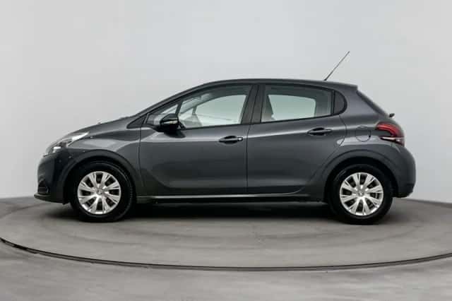 Peugeot 208 (2016) thumbnail 2