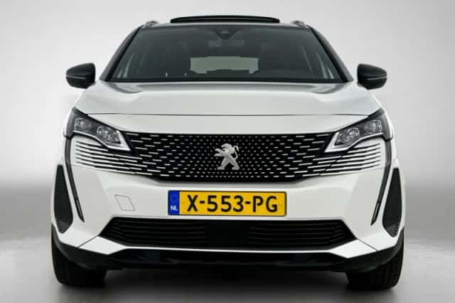 Peugeot 3008 (2024) thumbnail 4
