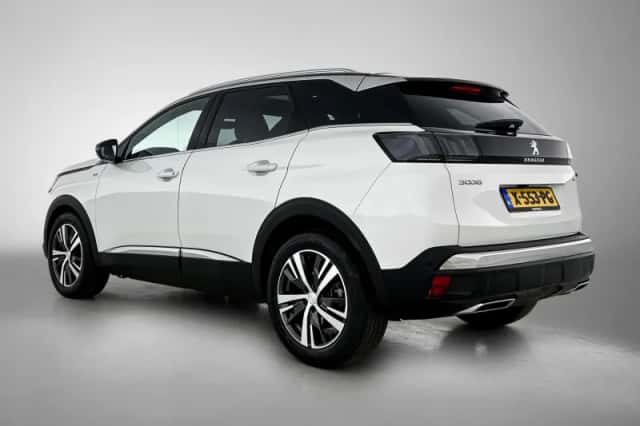 Peugeot 3008 (2024) thumbnail 6