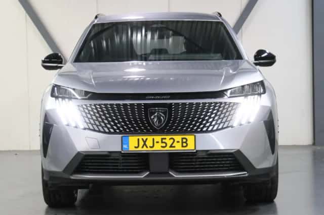 Peugeot 5008 (2025) thumbnail 4