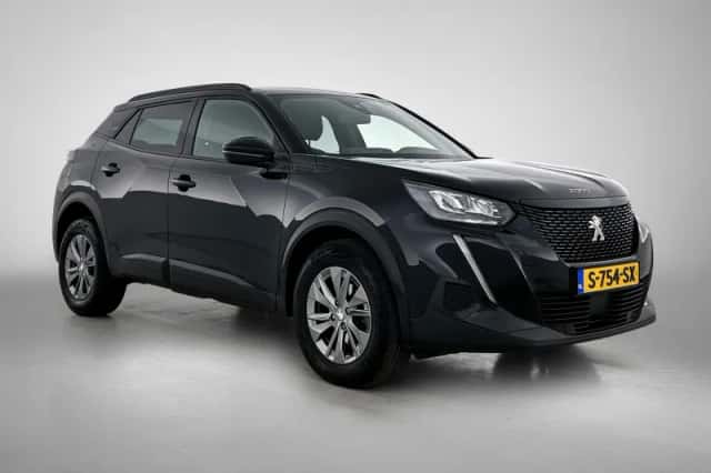 Peugeot 2008 (2023) thumbnail 2