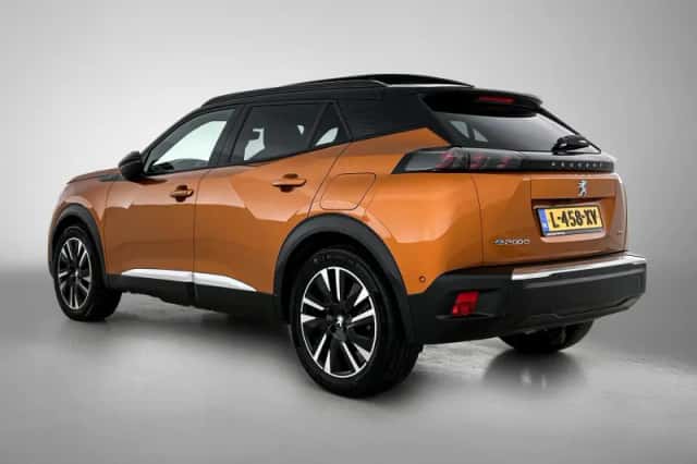 Peugeot e-2008 (2021) thumbnail 6