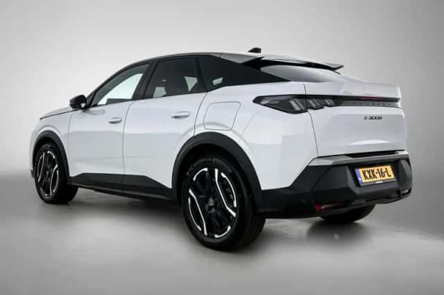 Peugeot e-3008 (2025) thumbnail 6