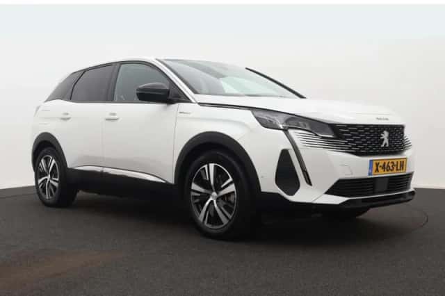 Peugeot 3008 (2022) thumbnail 4