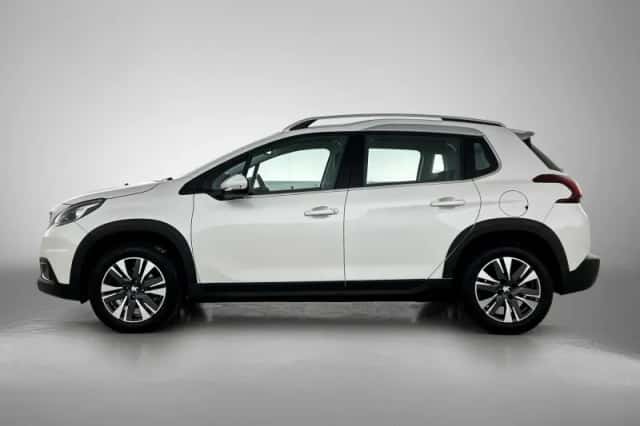 Peugeot 2008 (2018) thumbnail 5