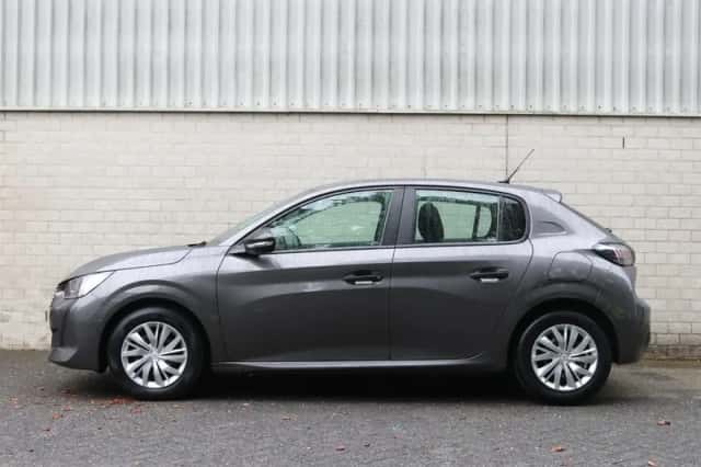 Peugeot 208 (2021) thumbnail 2