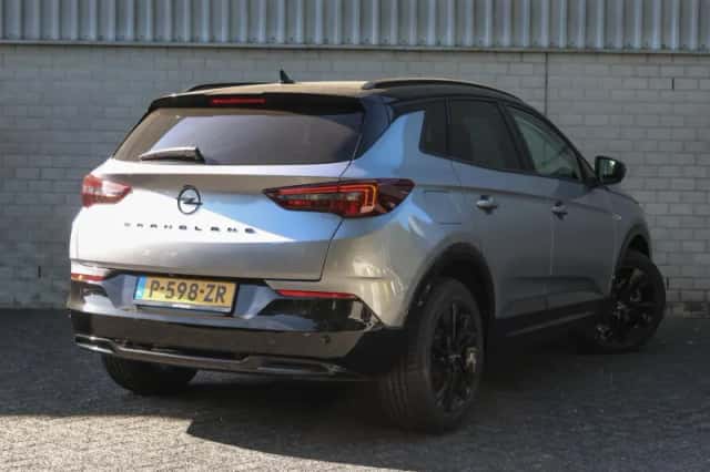 Opel Grandland (2022) thumbnail 3