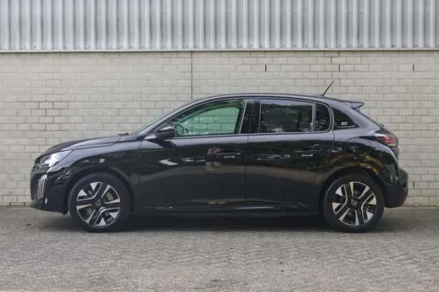 Peugeot e-208 (2025) thumbnail 2