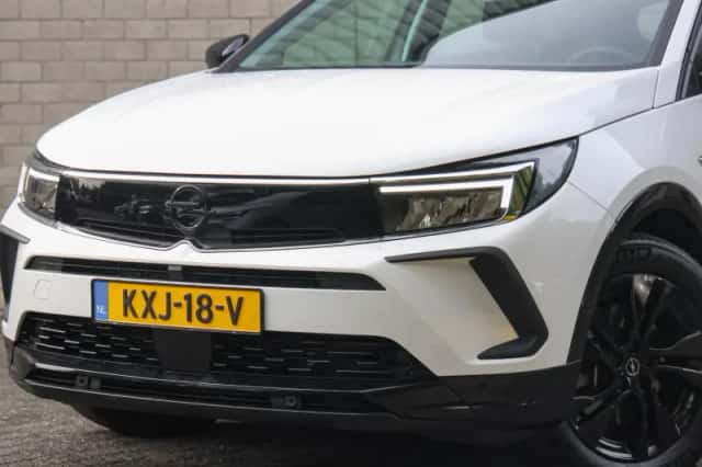 Opel Grandland (2024) thumbnail 5