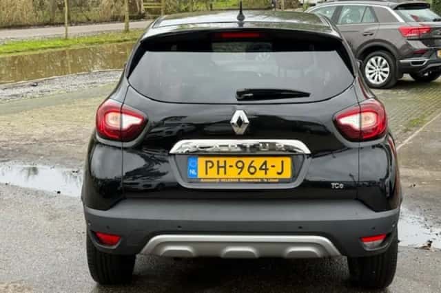 Renault Captur (2017) thumbnail 5