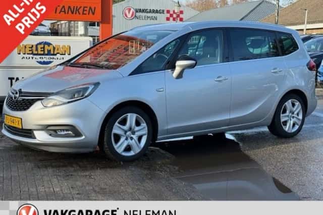 Opel Zafira (2017) thumbnail 1