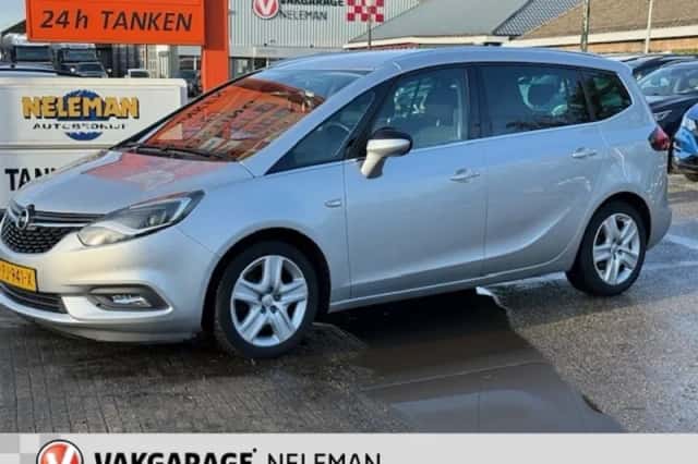 Opel Zafira (2017) thumbnail 2