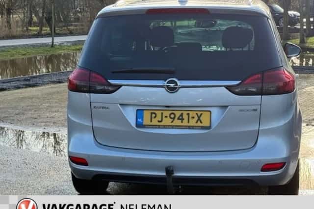 Opel Zafira (2017) thumbnail 5