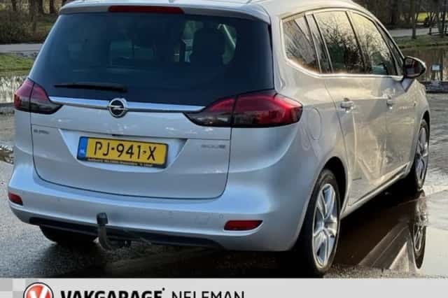 Opel Zafira (2017) thumbnail 6