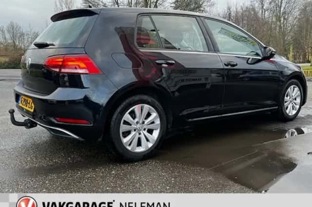 Volkswagen Golf (2018) thumbnail 6