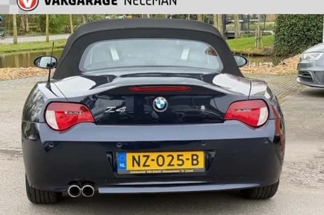 BMW Z4 (2006) thumbnail 5