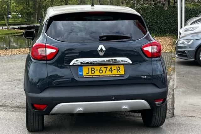Renault Captur (2016) thumbnail 5