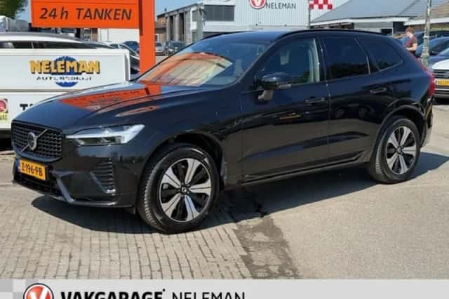 Volvo XC60 (2024) thumbnail 2