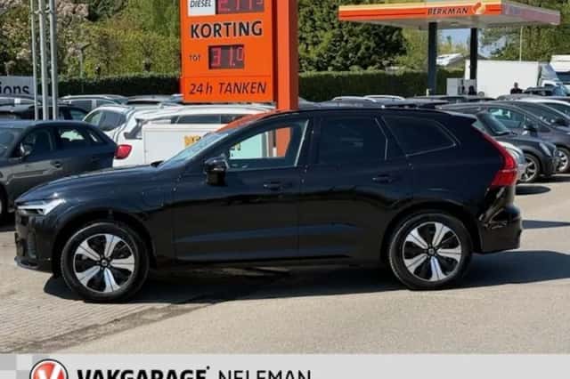 Volvo XC60 (2024) thumbnail 4