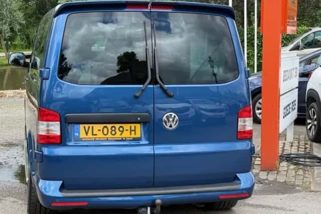 Volkswagen Transporter (2015) thumbnail 5