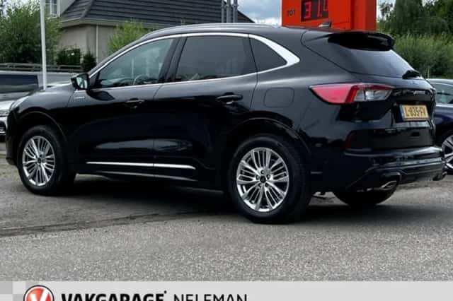 Ford Kuga (2021) thumbnail 5
