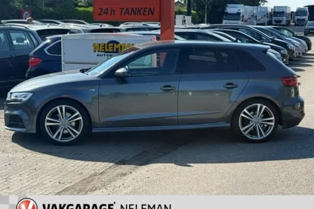 Audi A3 (2020) thumbnail 4