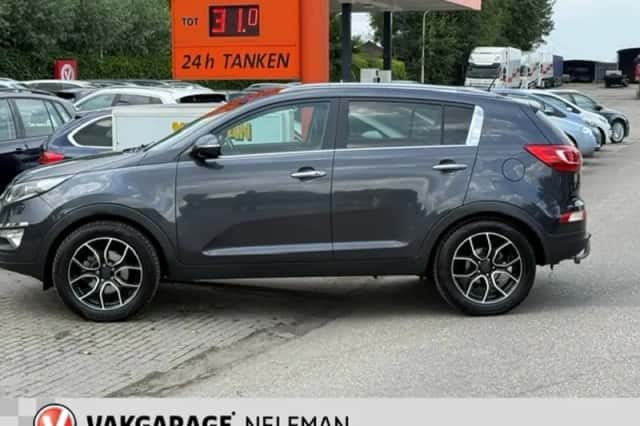 Kia Sportage (2012) thumbnail 4
