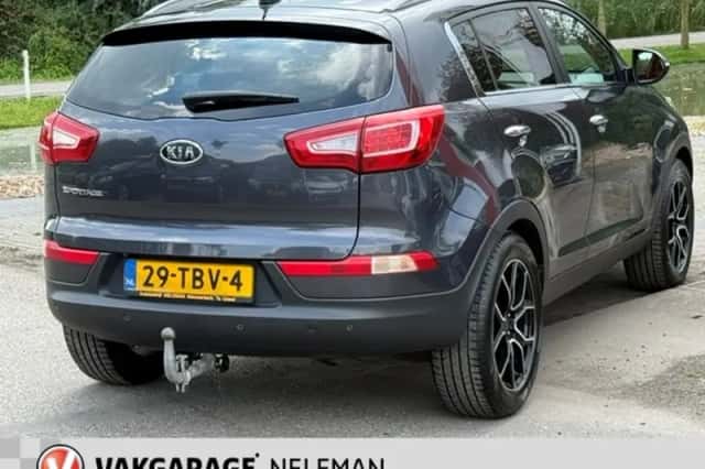 Kia Sportage (2012) thumbnail 6