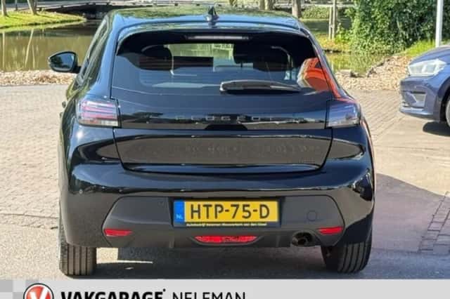 Peugeot 208 (2024) thumbnail 5