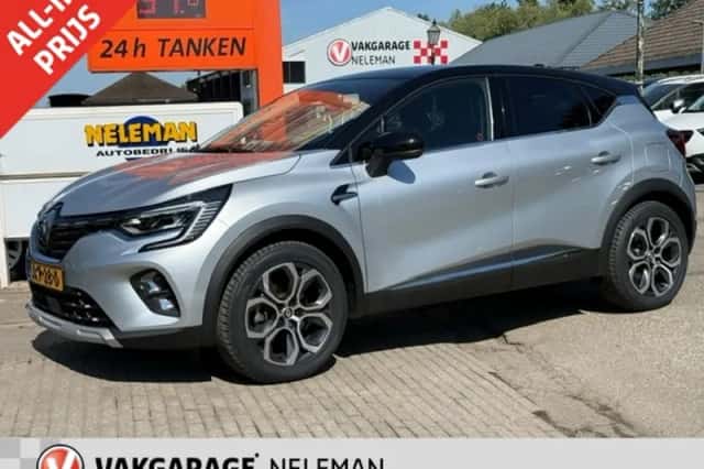 Renault Captur (2023) thumbnail 1
