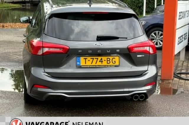 Ford Focus (2020) thumbnail 5