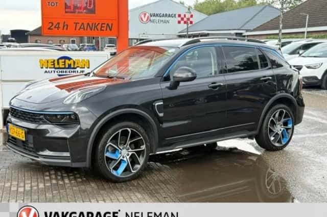 Lynk & Co 01 (2022) thumbnail 2