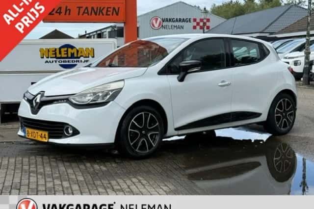 Renault Clio (2014) thumbnail 1