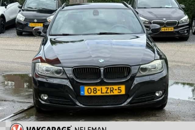 BMW 3-Serie (2010) thumbnail 3