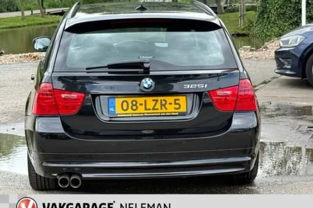 BMW 3-Serie (2010) thumbnail 5