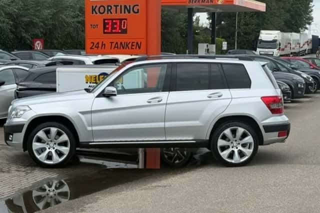 Mercedes-Benz GLK-Klasse (2009) thumbnail 4