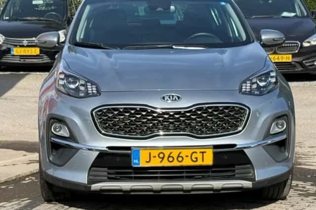 Kia Sportage (2020) thumbnail 2