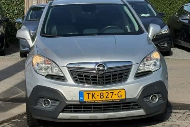 Opel Mokka (2014) thumbnail 3